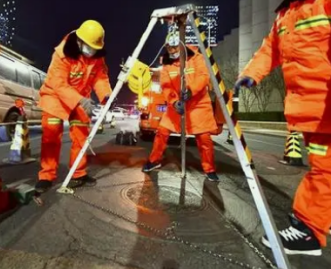 麻豆少妇自慰精品是熱力管溝巡檢作業必備設備